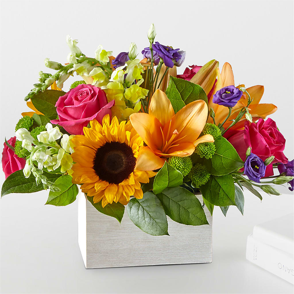 Best Day Box Bouquet – RICHARD FLOWERS & GIFTS LLC, Clearwater FL