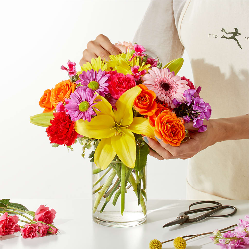 Cue the Confetti - A Florist Original – RICHARD FLOWERS & GIFTS LLC, Clearwater FL