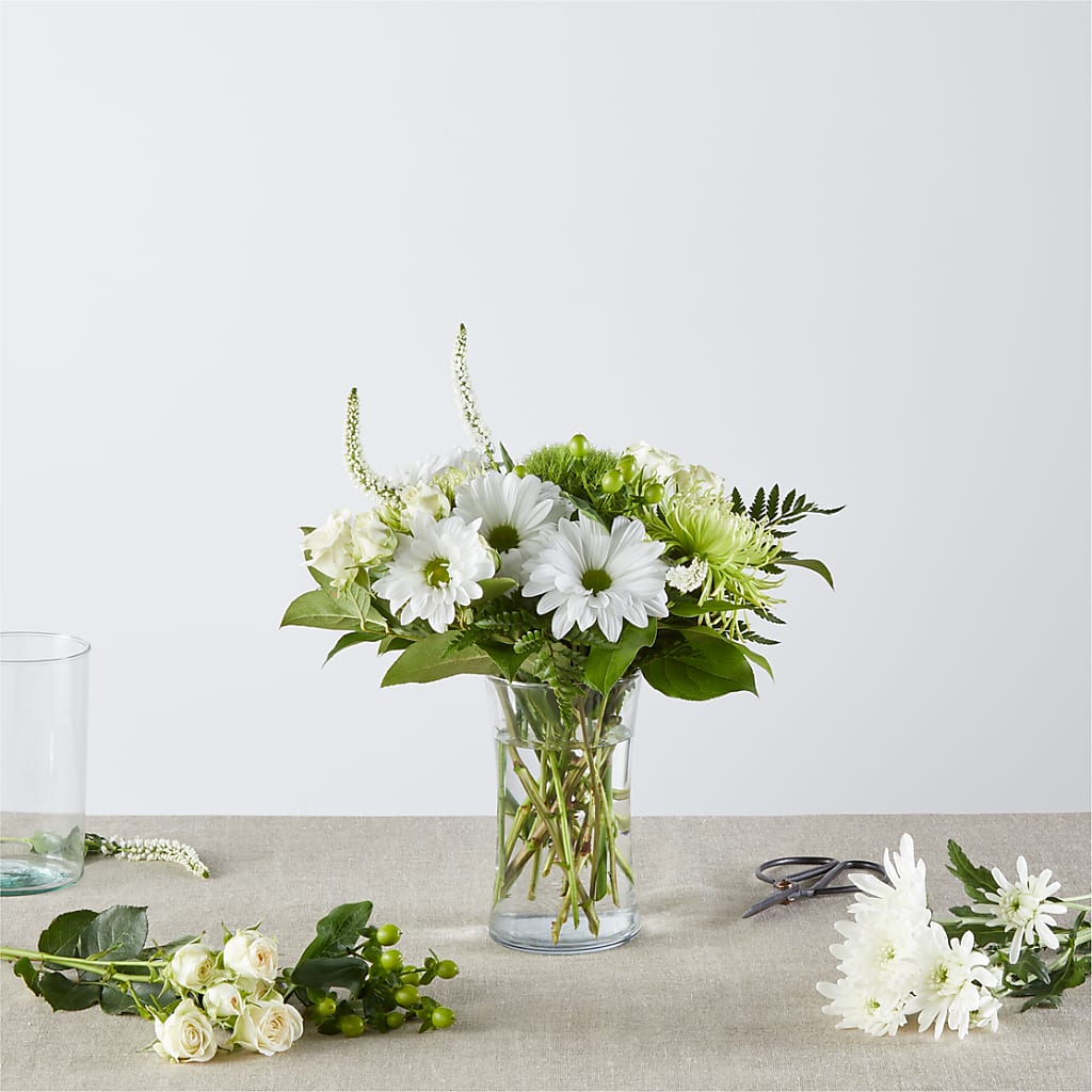 Irish Garden - A Florist Original – RICHARD FLOWERS & GIFTS LLC, Clearwater FL