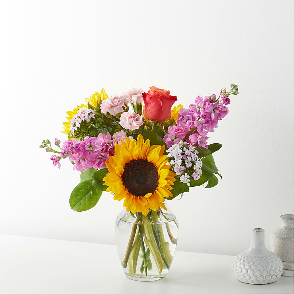 Yellow Brick Road Bouquet – RICHARD FLOWERS & GIFTS LLC, Clearwater FL