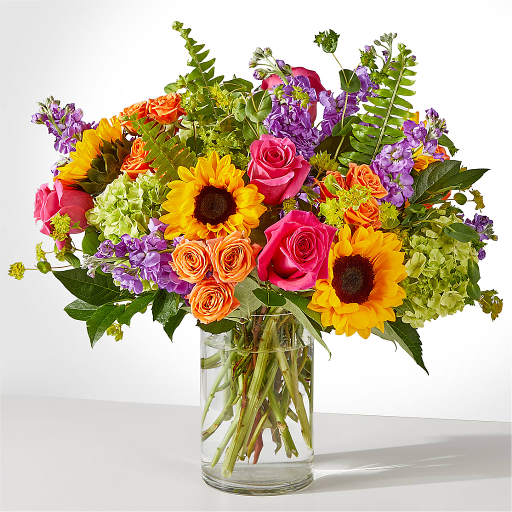 Vibrant Greetings Bouquet – RICHARD FLOWERS & GIFTS LLC, Clearwater FL